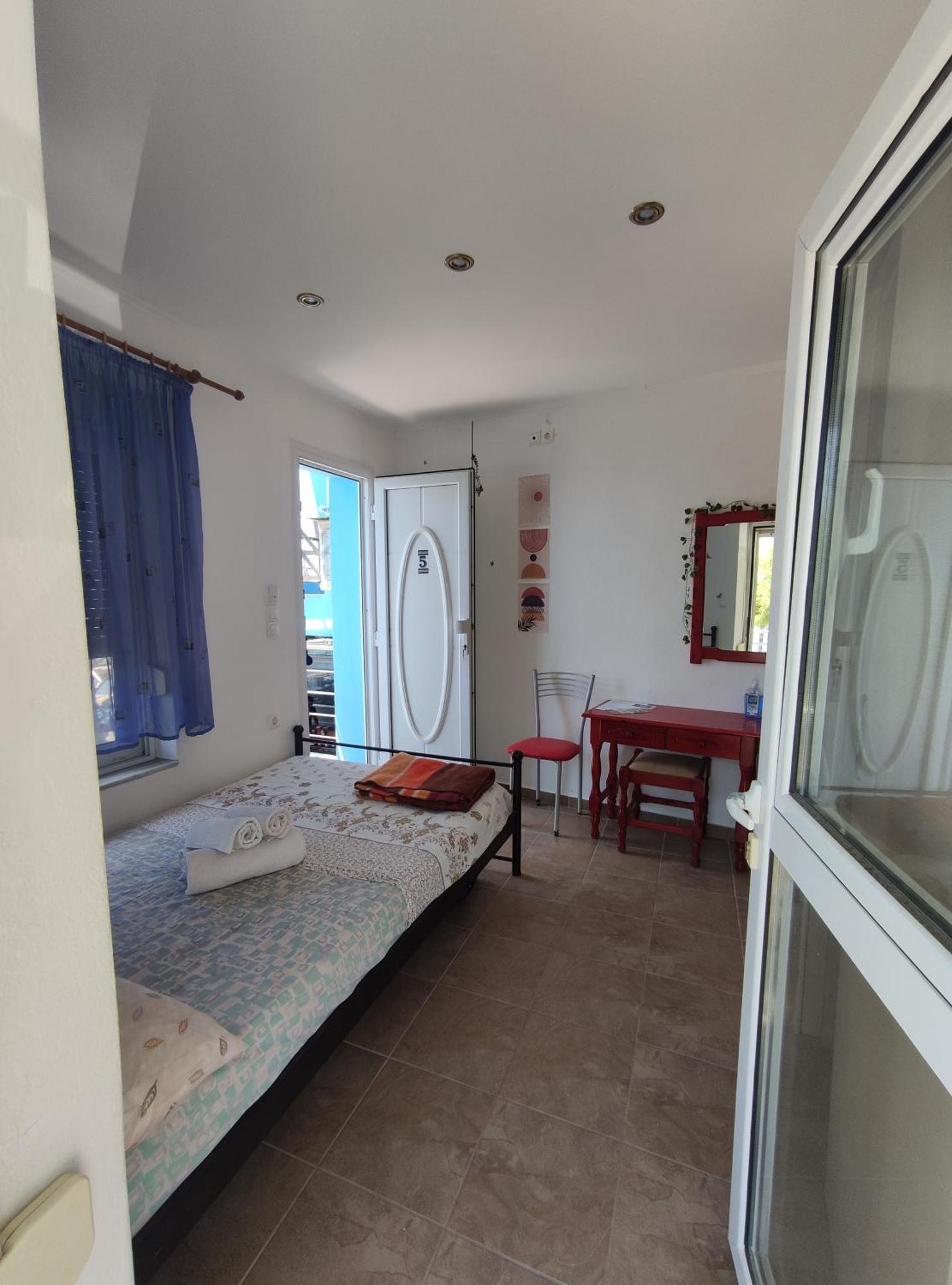 Rena'S Rooms Μελίντα Melinta Rom bilde